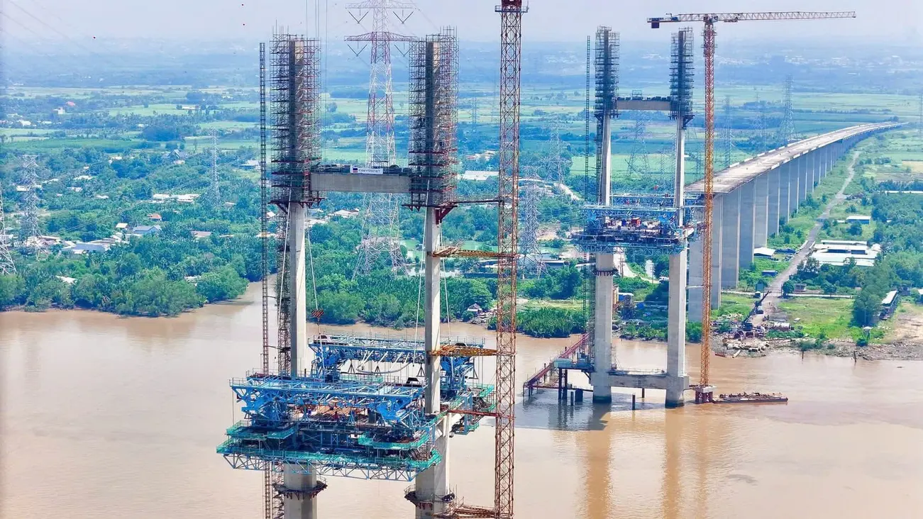 Cầu Phước Khánh đang đẩy nhanh tiến độ thi công, hứa hẹn mang lại bước đột phá cho hạ tầng khu vực.